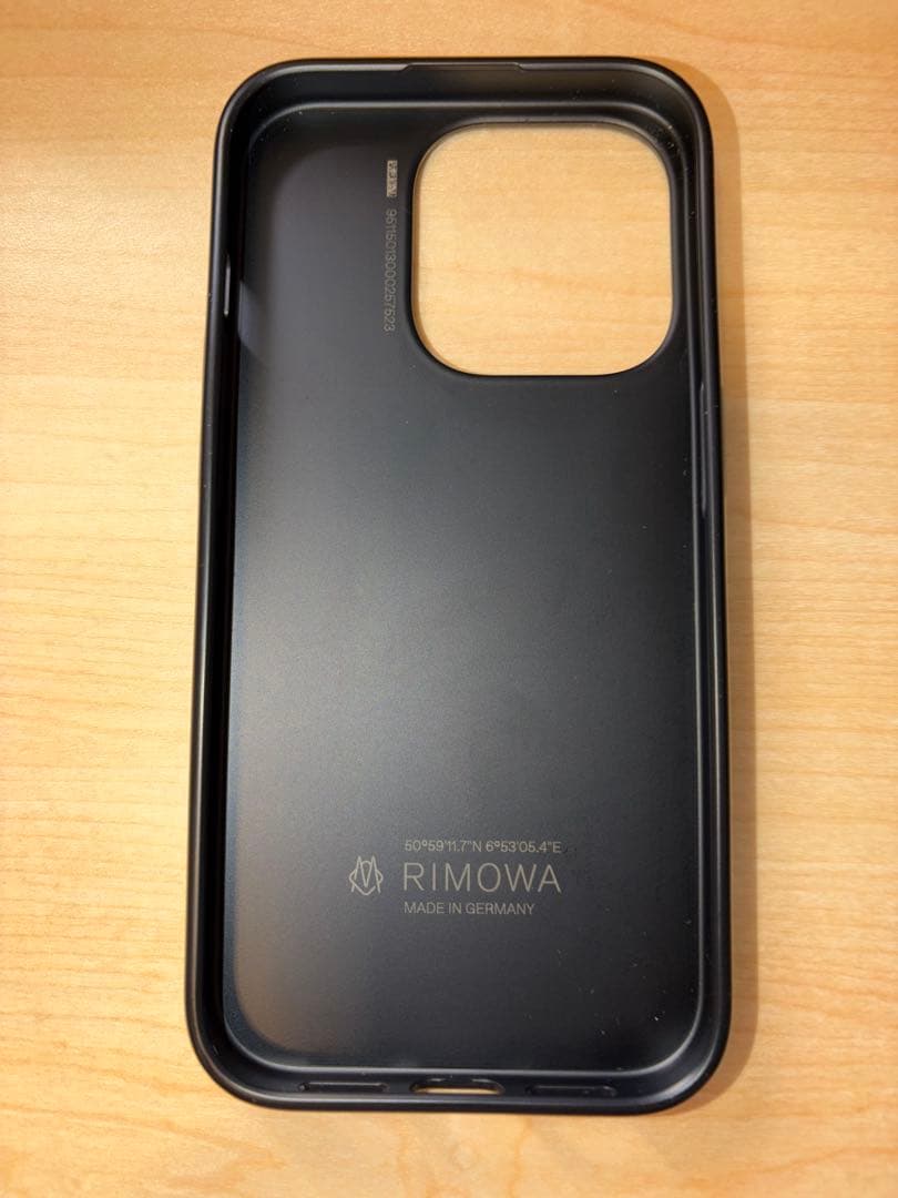お安め　RIMOWA iPhone 15pro ケース ブラック