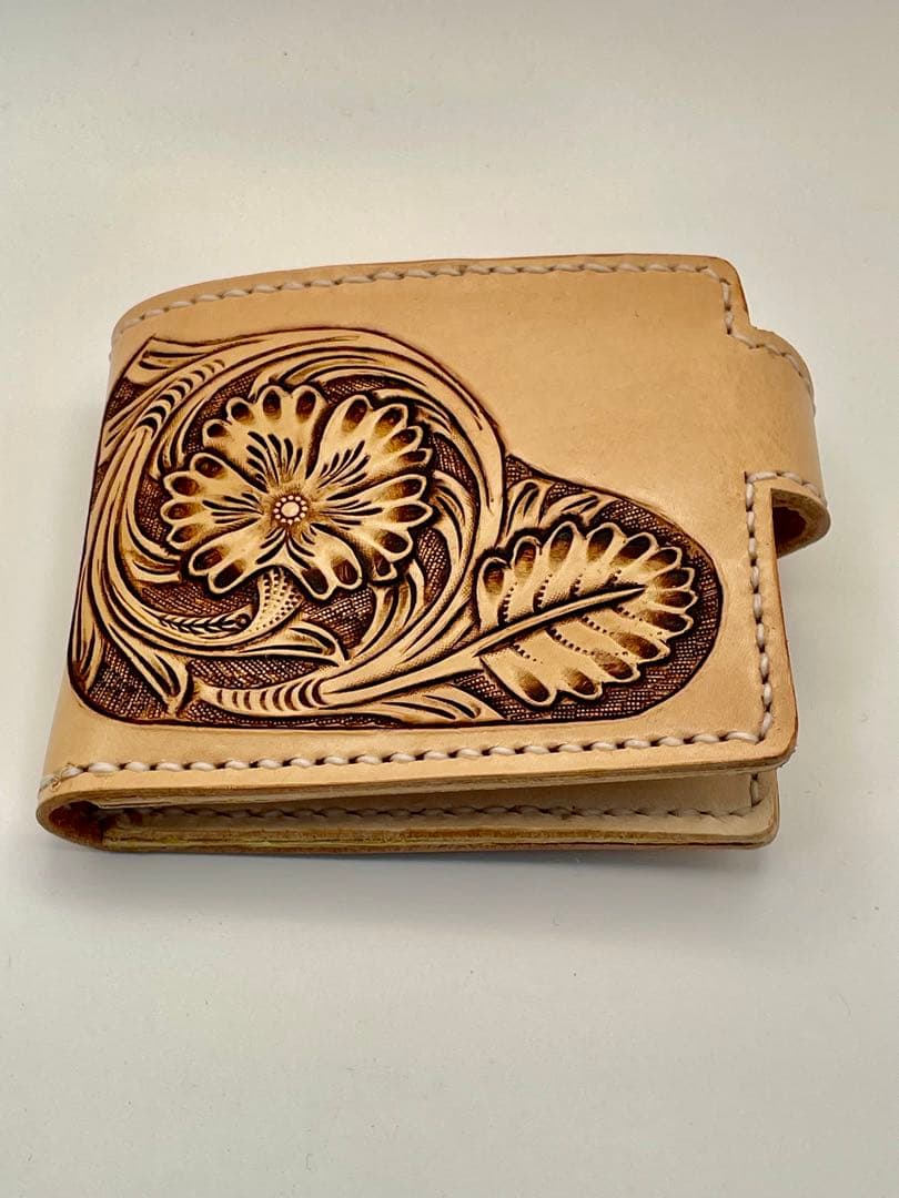 レザーハーフウォレット 《シェリダンスタイルカービング》