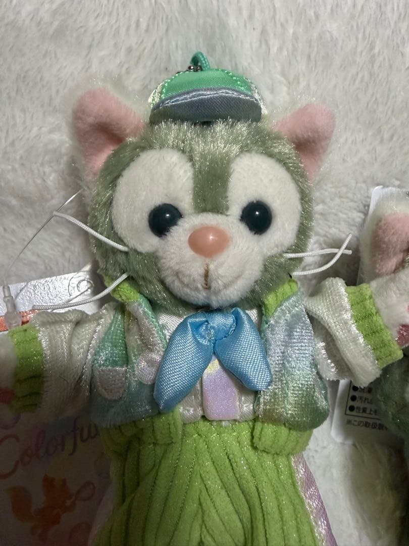 ダッフィー　20周年　カラフルハピネス　ジェラトーニ　ぬいぐるみバッジ