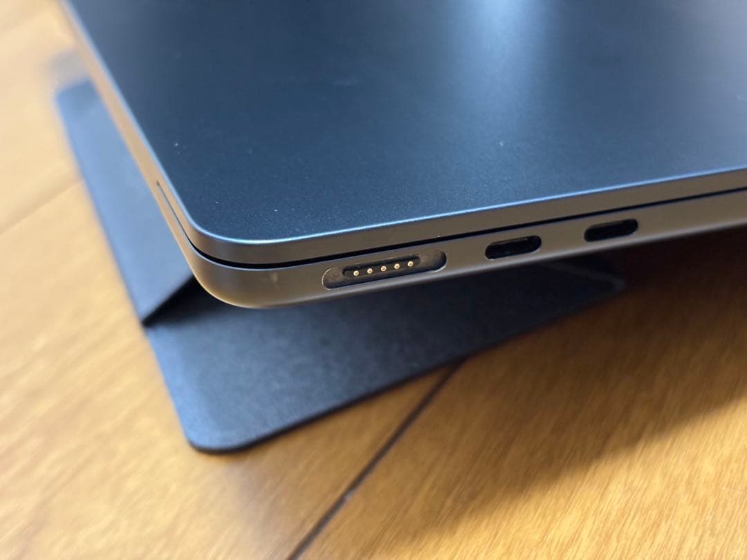 【美品】MacBook Air M2 ミッドナイトブルー【スタンド付き】