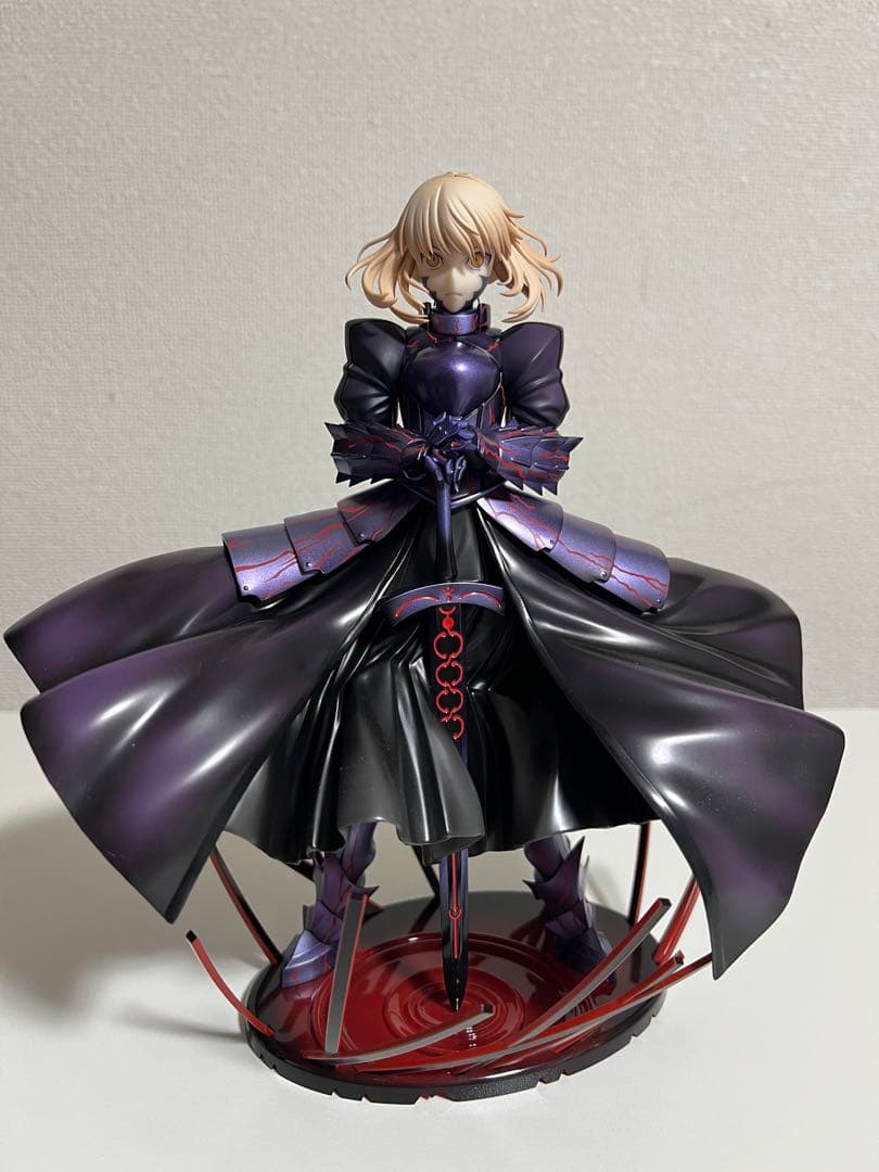 セイバーオルタ 1/7スケールフィギュア
