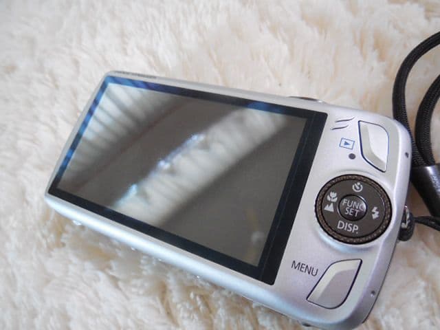 Canon IXY 930 is Digital キャノン デジカメ シルバー