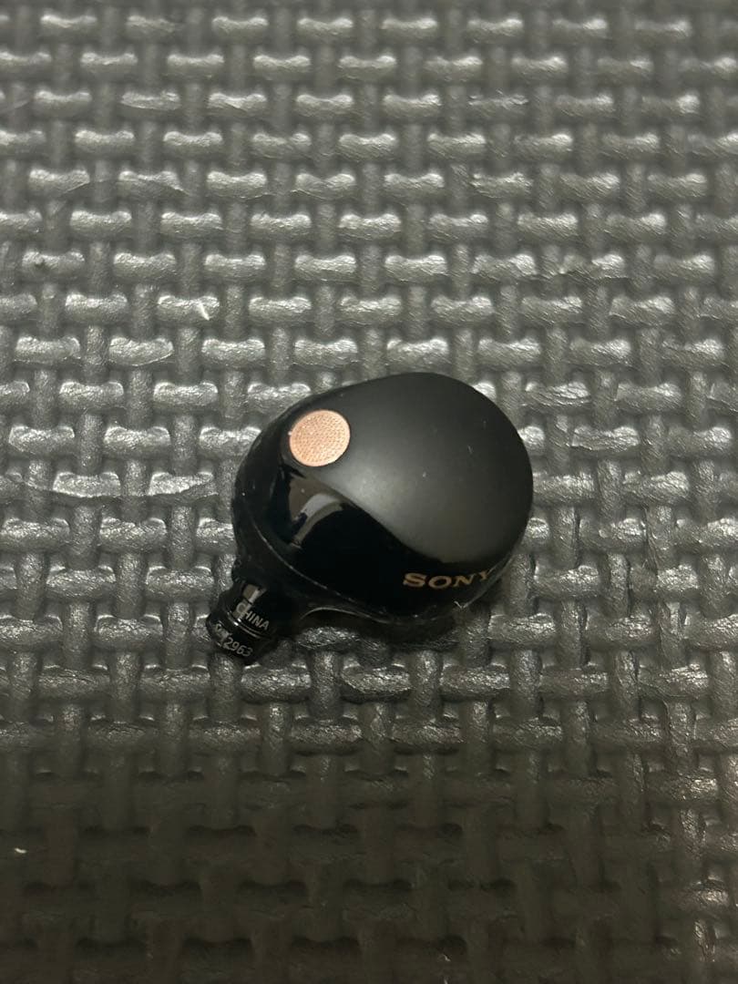 【美品】SONY WF-1000XM5 片耳 右耳 R 6.1.0 ブラック