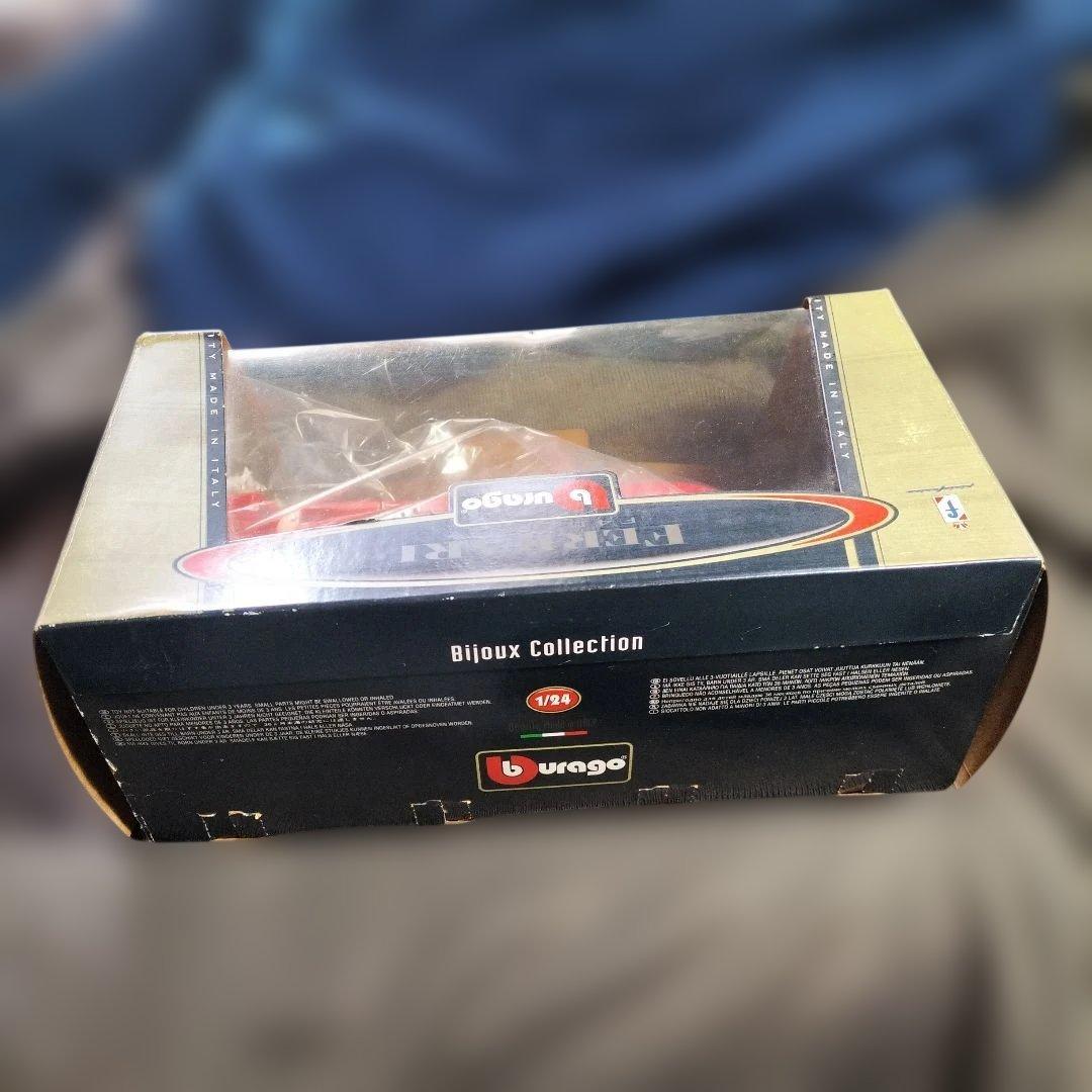 ブラーゴ ビジューコレクション　1/24 フェラーリ F40