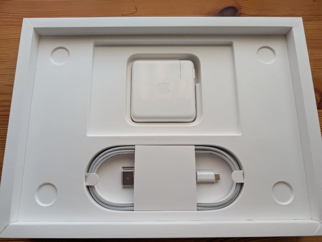 【箱あり】MacBook Pro M2Pro SSD1TB