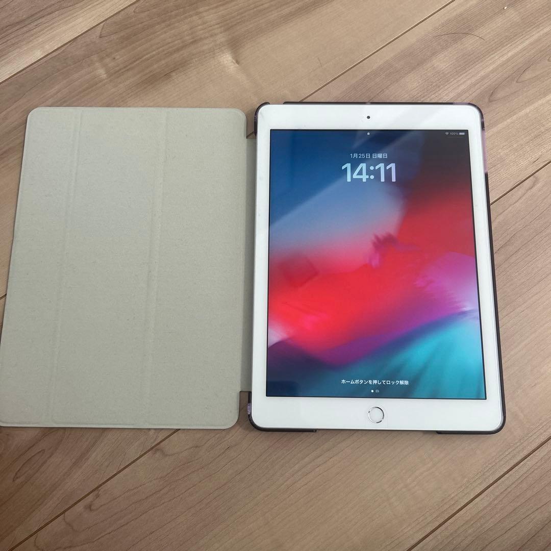 iPad第5世代 ケースとフィルム付き