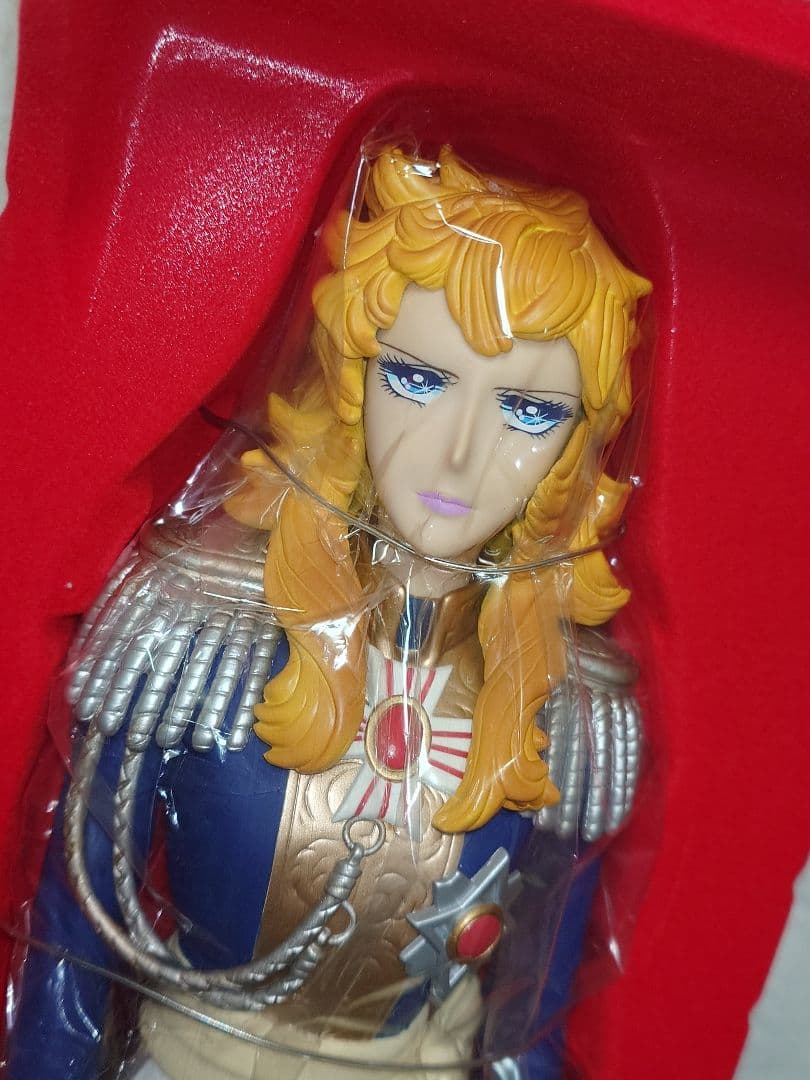 ベルサイユのばら オスカル フィギュア