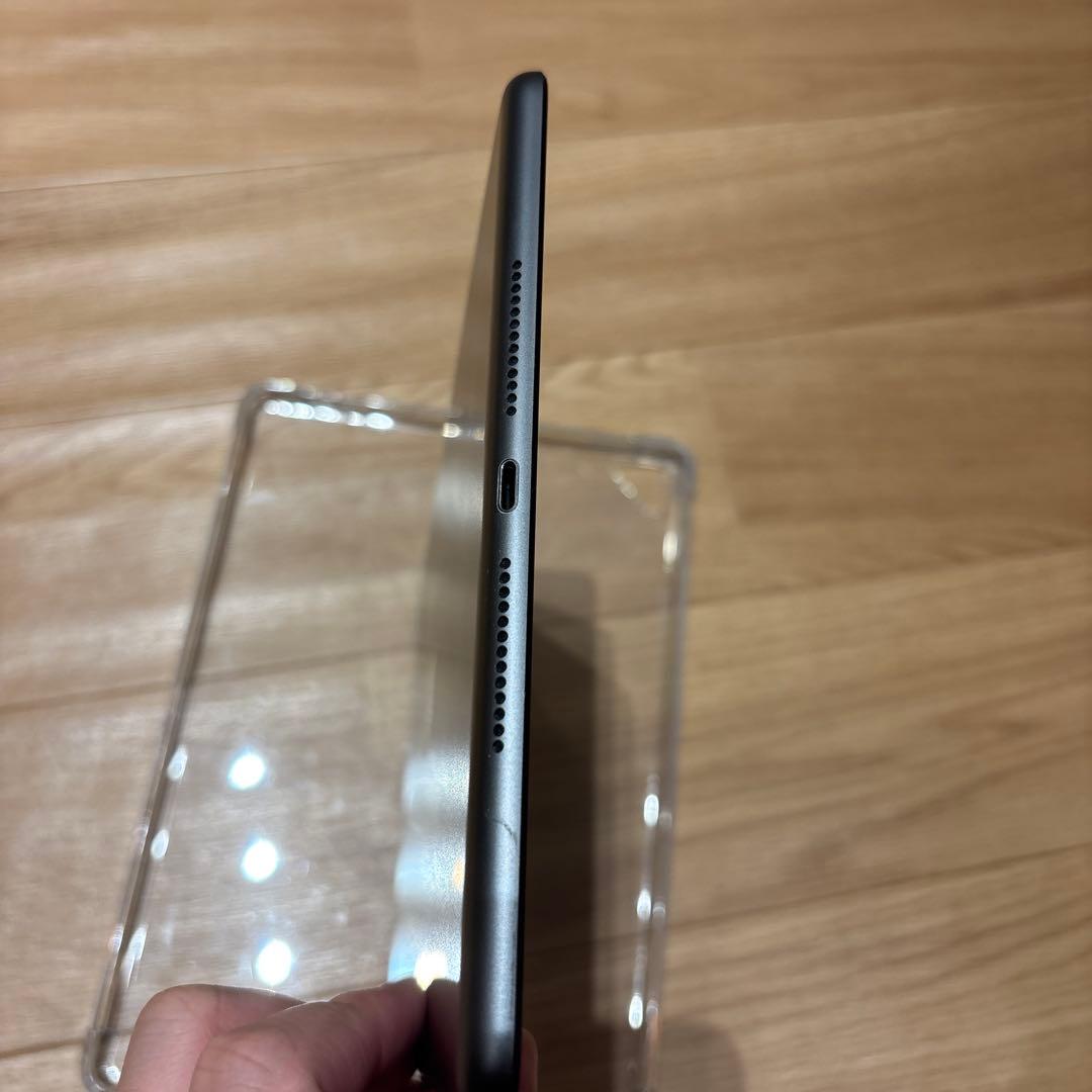 iPad 第9世代　64gb