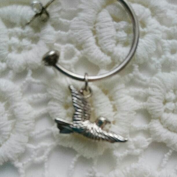  ウェッジウッド ピアス 鳥 鳩 シルバー