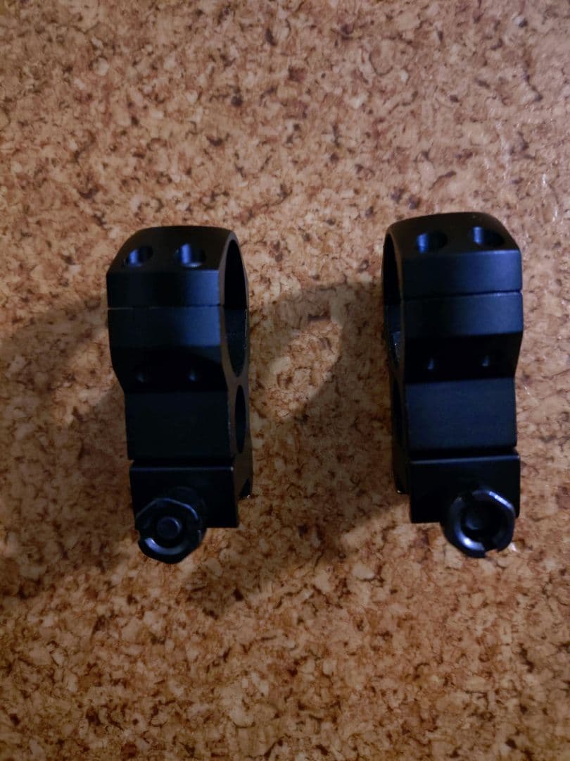 美品　ノーベルアームズ　TAC ONE 1.2-4X24IR とマウントリング