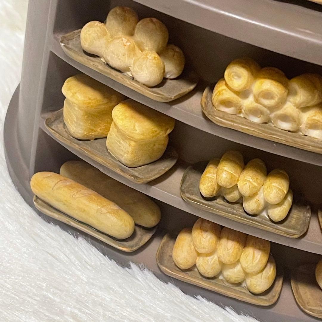 ジブリ　魔女の宅急便　プランター キキ パン屋