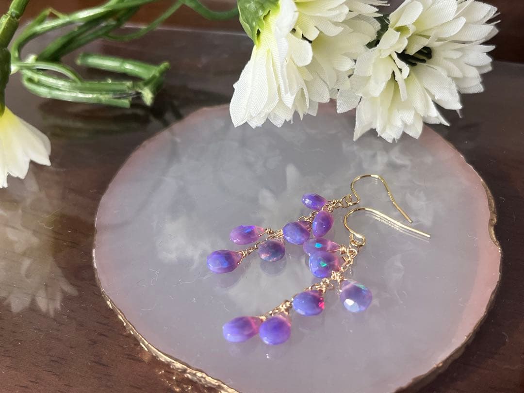 レアです14kgfパープルオパールのピアス