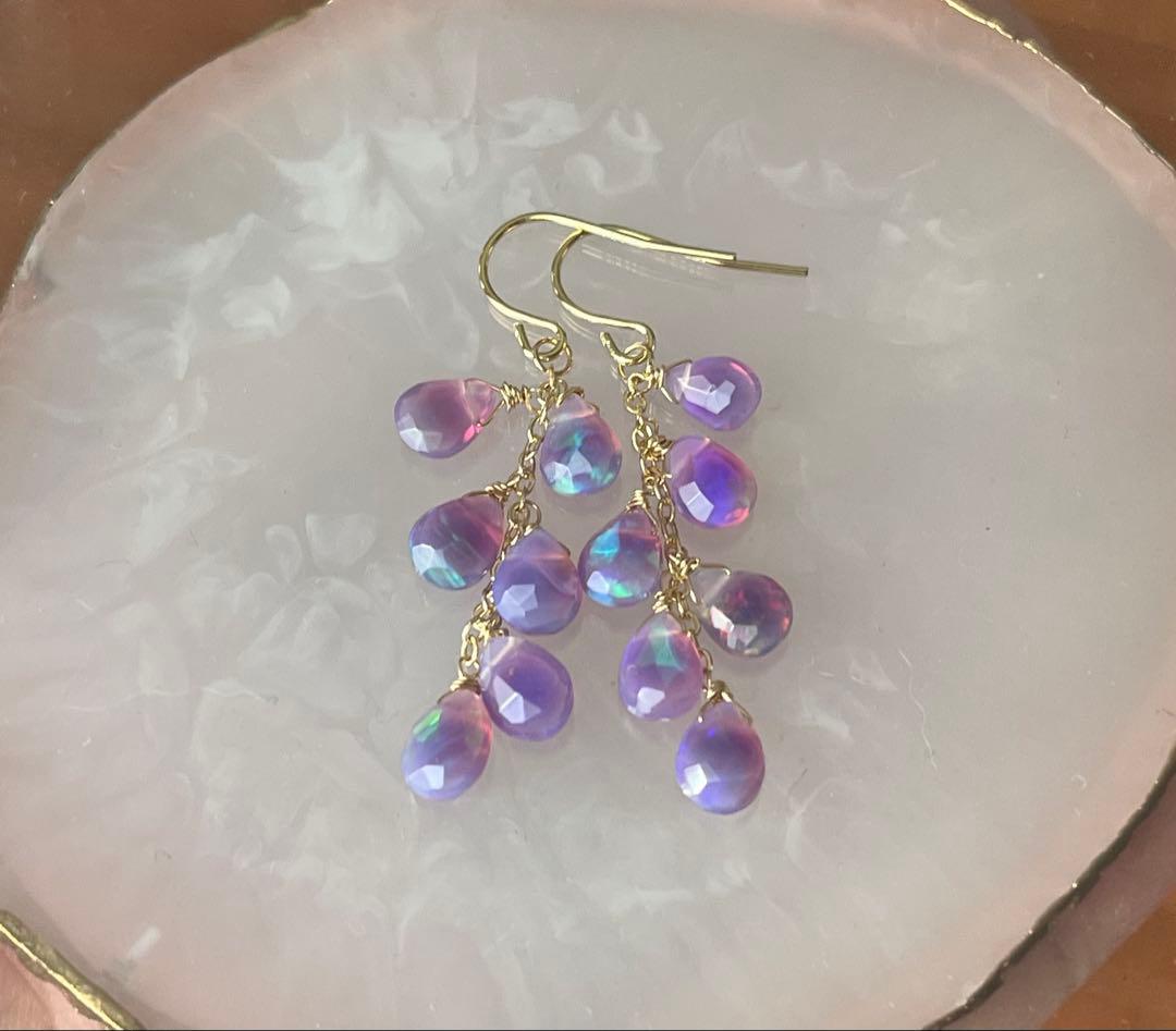 レアです14kgfパープルオパールのピアス