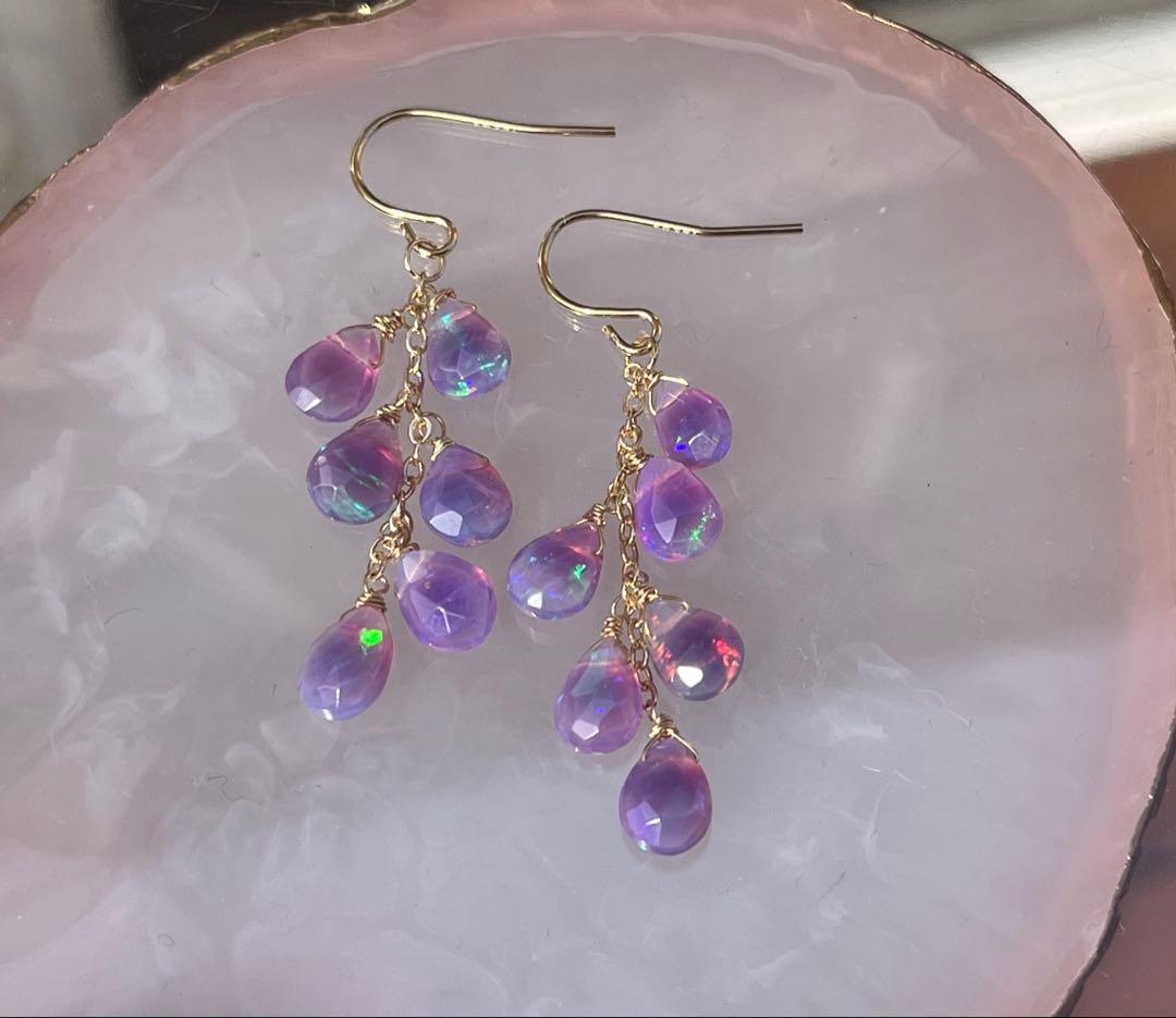 レアです14kgfパープルオパールのピアス