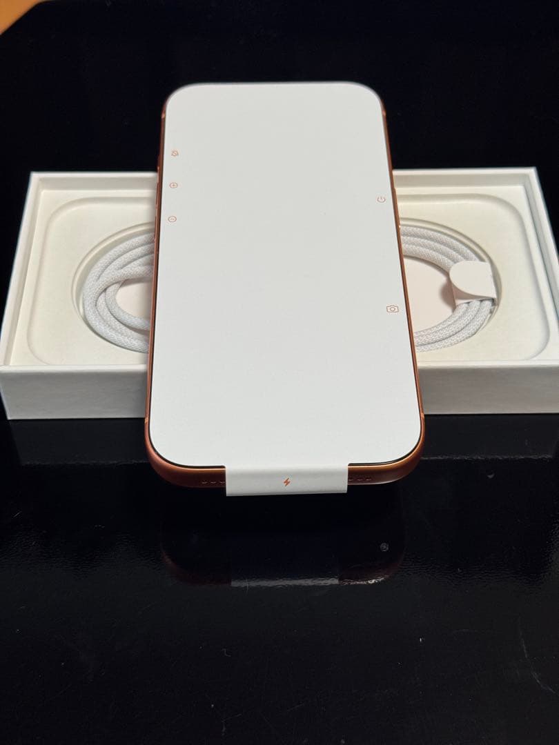 極美品 Apple iPhone 17 pro 256GB コズミックオレンジ