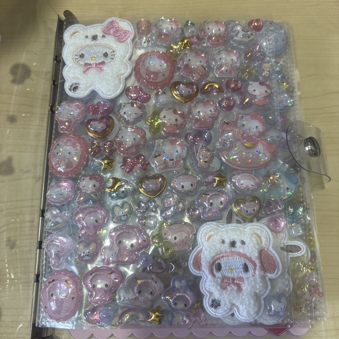 A5シール帳完成品 サンリオ 13ページ