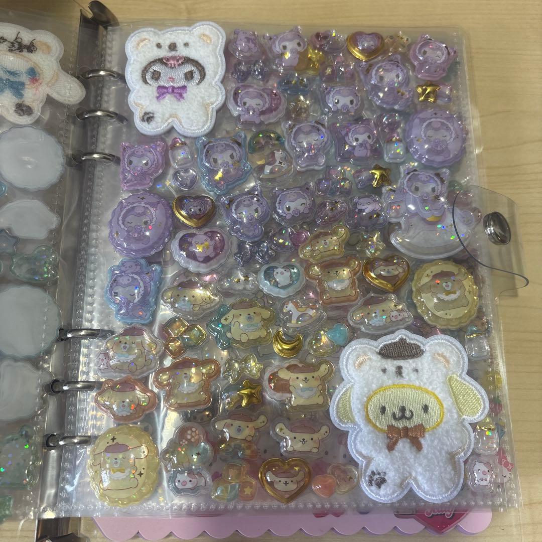 A5シール帳完成品 サンリオ 13ページ