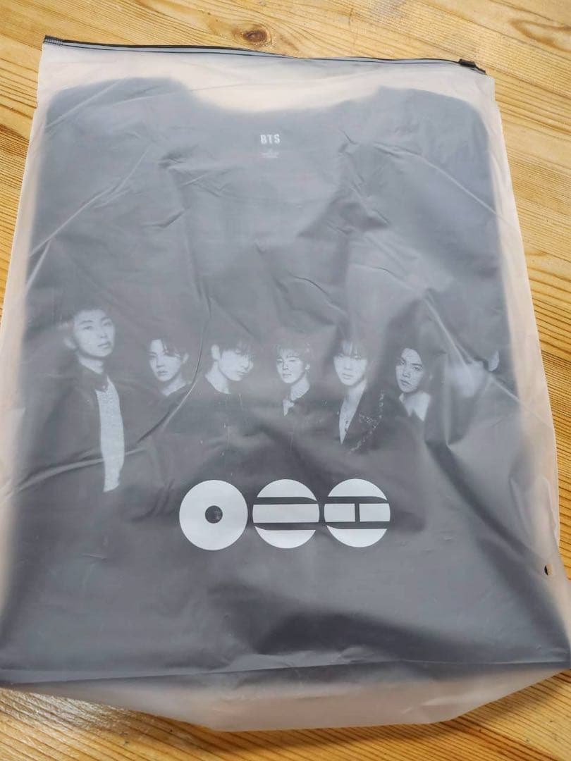 BTS WORLD TOUR JAPAN ARIRANG フォト　Tシャツ