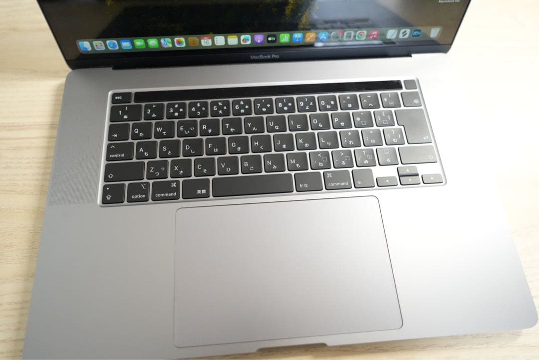 MacBook Pro 2019年モデル16インチ 32GB 1TB