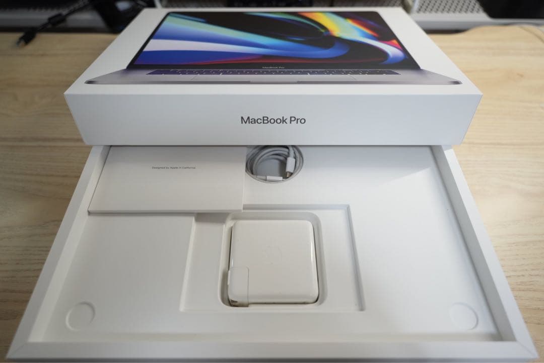 MacBook Pro 2019年モデル16インチ 32GB 1TB