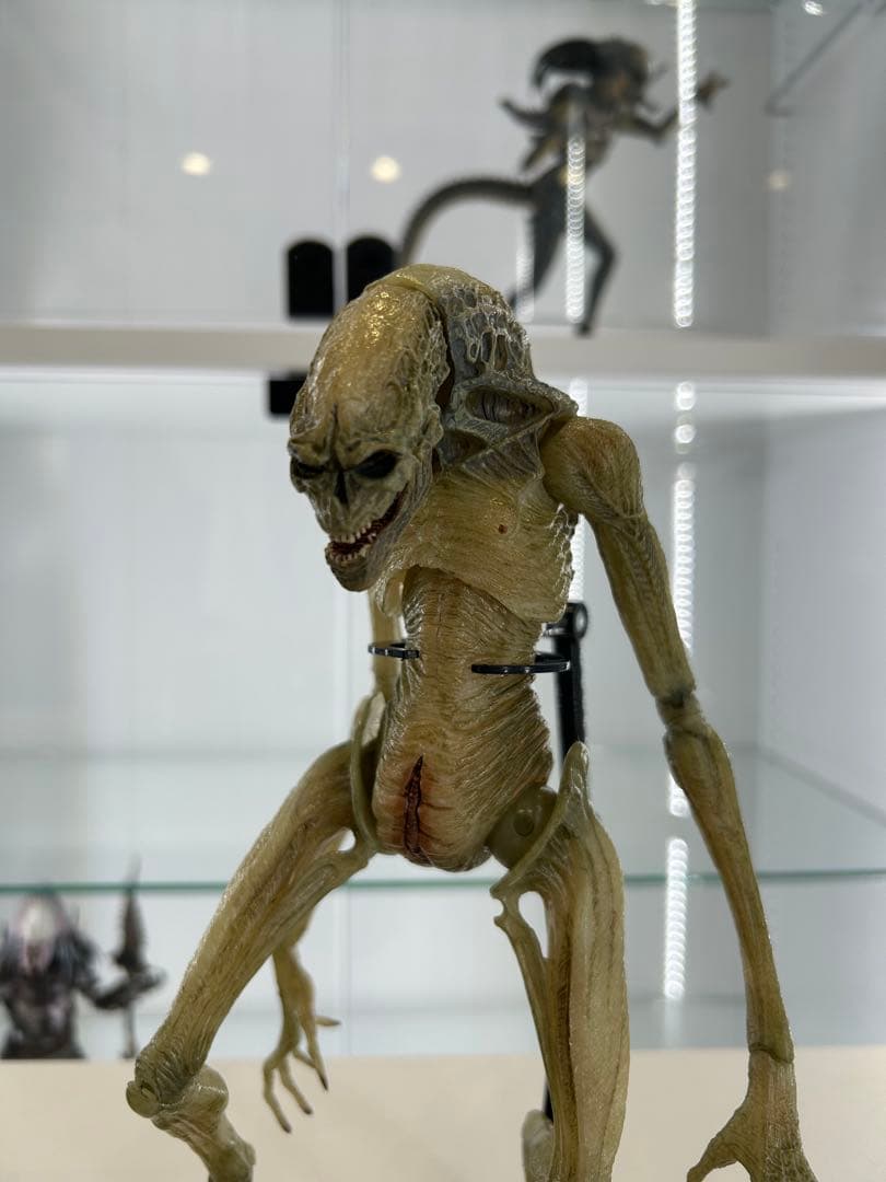 NECA ネカ ニューボーン・エイリアン 7インチ フィギュア