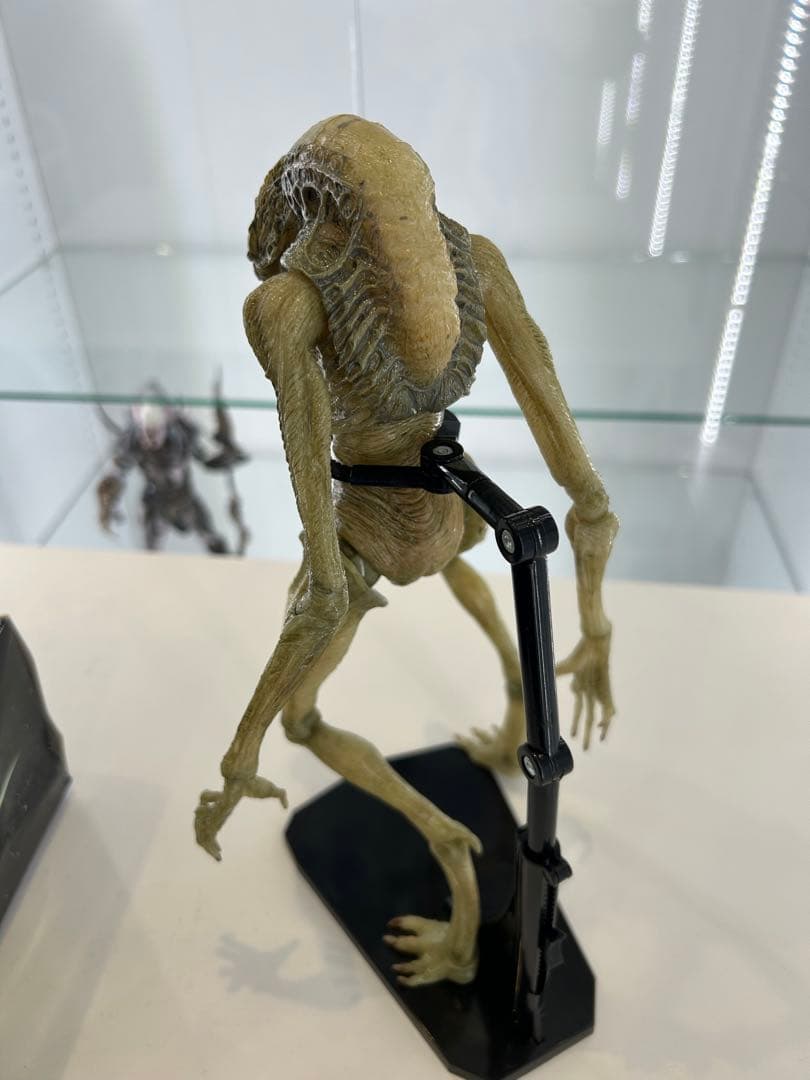 NECA ネカ ニューボーン・エイリアン 7インチ フィギュア