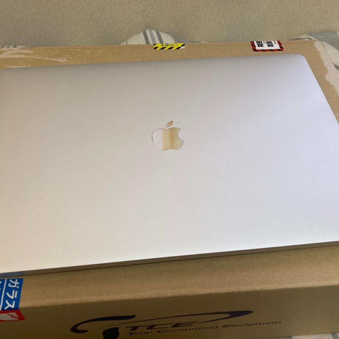 中古　MacBook Pro　MVVM2J/A（2019, 16-inch）