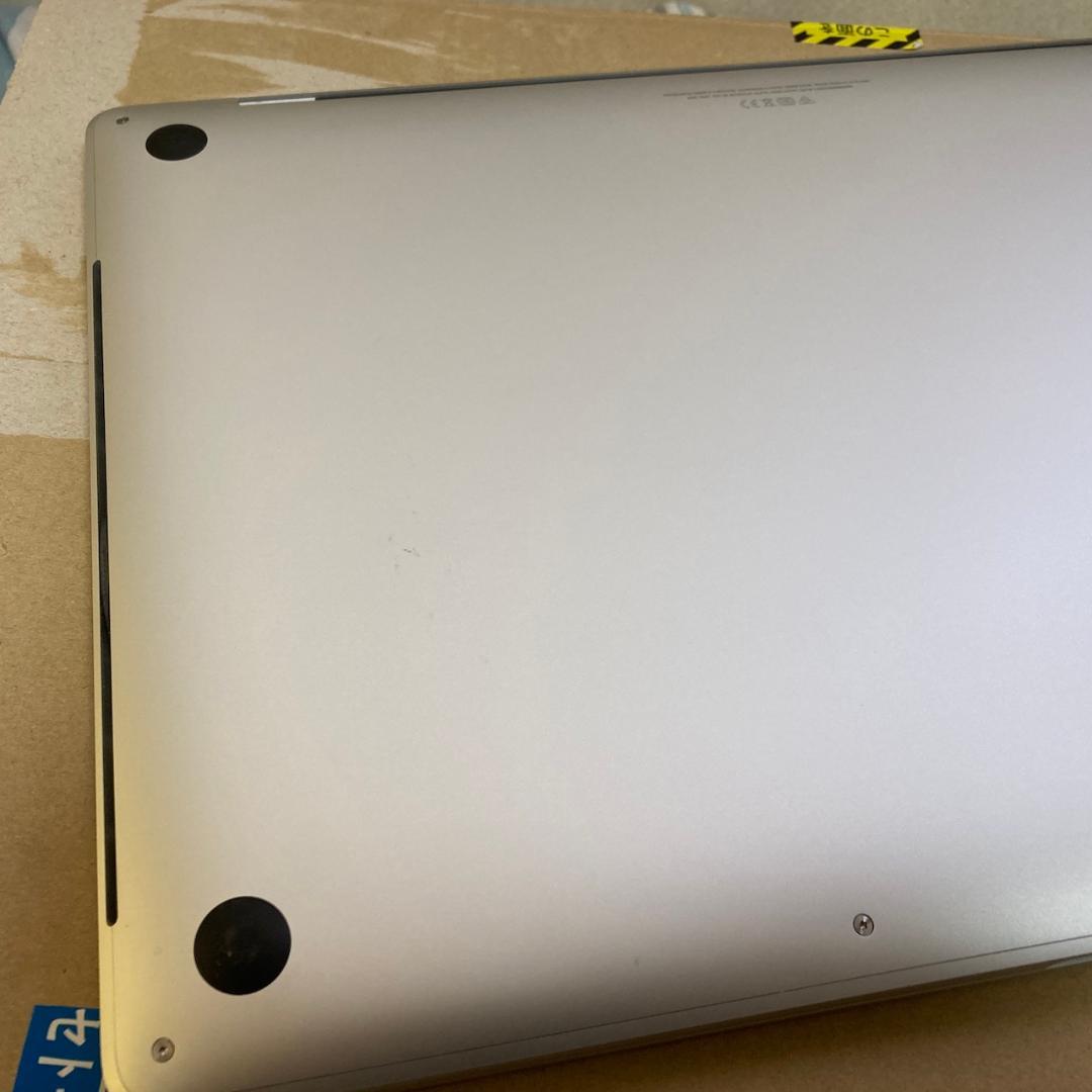 中古　MacBook Pro　MVVM2J/A（2019, 16-inch）