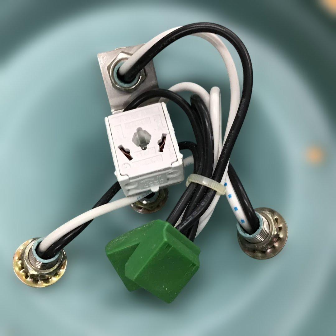 ナショナル　イタリア製　フラワー装飾シャンデリア 3灯