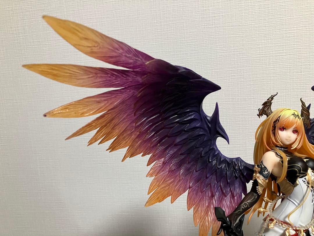 コトブキヤ　神撃のバハムート　ダークエンジェル・オリヴィエ フィギュア