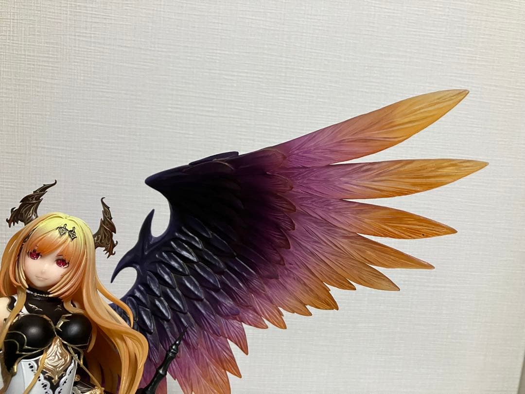 コトブキヤ　神撃のバハムート　ダークエンジェル・オリヴィエ フィギュア