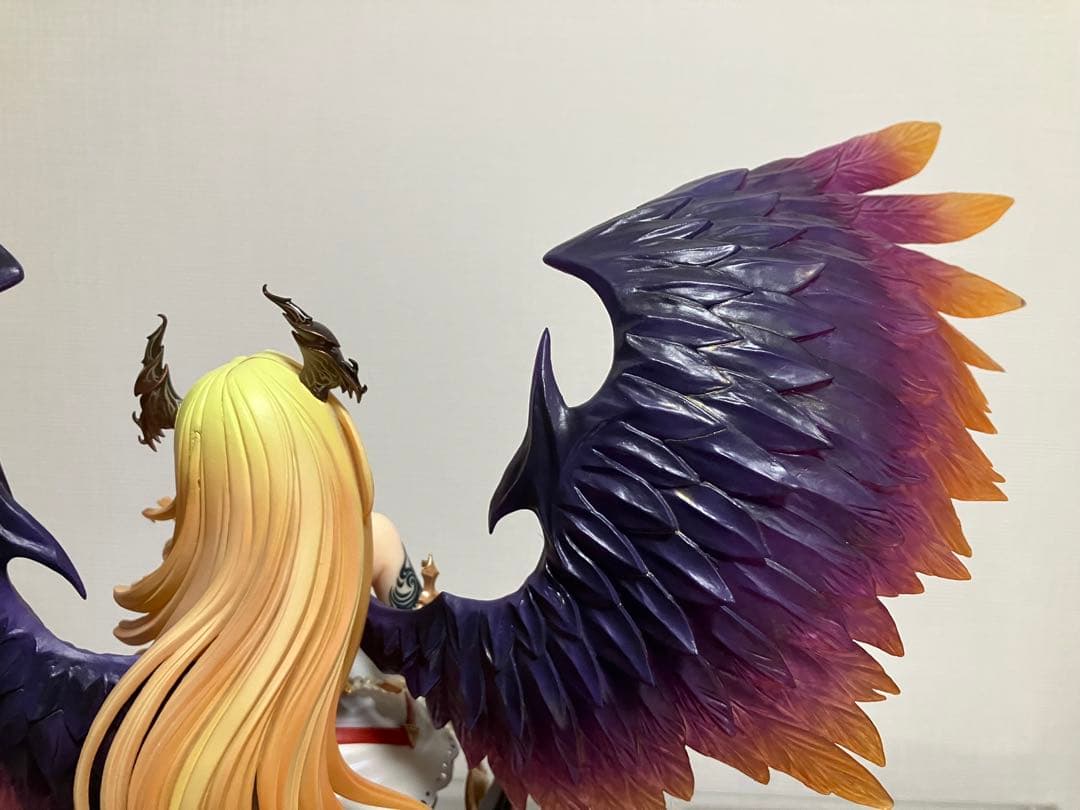 コトブキヤ　神撃のバハムート　ダークエンジェル・オリヴィエ フィギュア