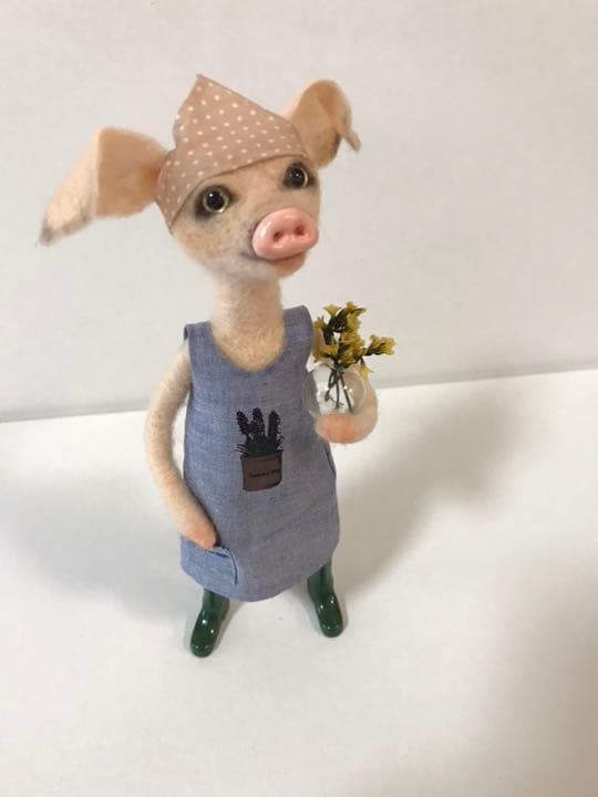 羊毛フェルト 人形(ブタ)、ハンドメイド 豚さん