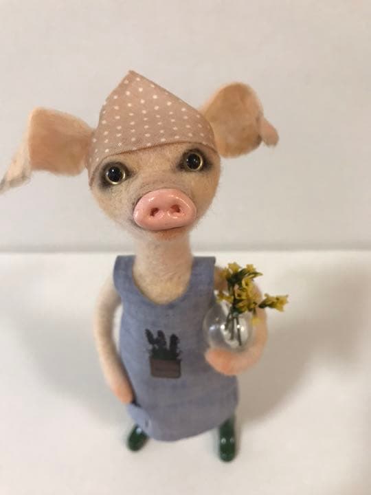 羊毛フェルト 人形(ブタ)、ハンドメイド 豚さん