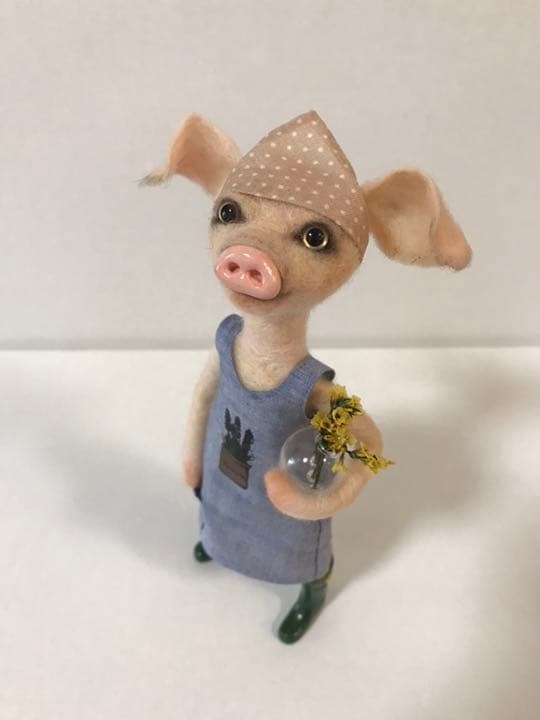 羊毛フェルト 人形(ブタ)、ハンドメイド 豚さん