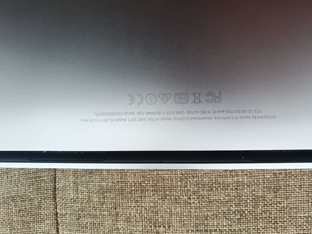 macbook pro 2018 タッチバー付き