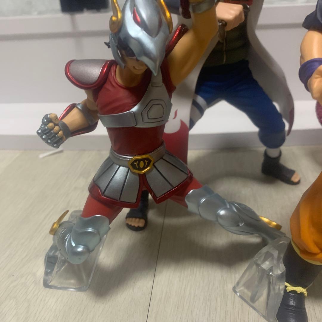 ドラゴンボール ナルト　聖闘士星矢　フィギュアセット