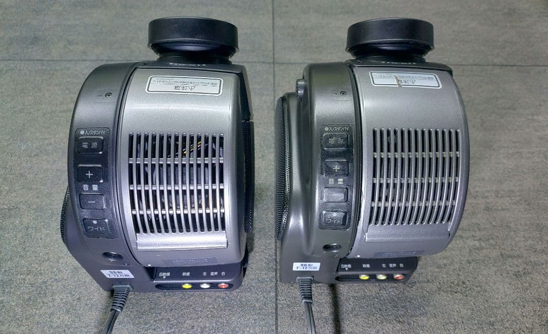 SONY液晶プロジェクターCPJ-200 セットアタッシュケース付 OD112