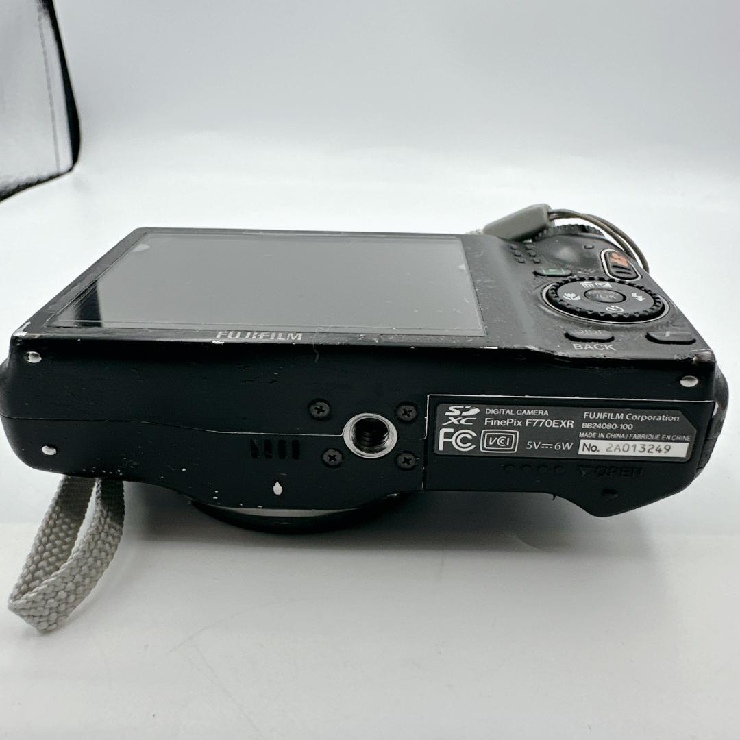 【良品】FUJIFILM FinePix F770EXR コンパクトデジタルカメ