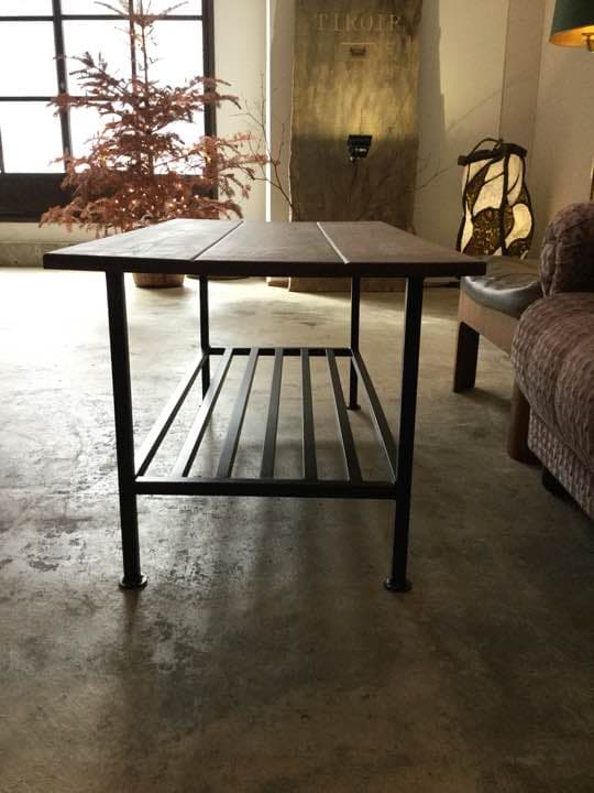 アイアンローテーブル