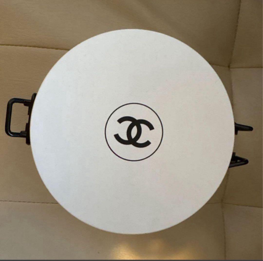 シャネルファクトリー5 5コレクシオン ザバスタブレットの空き缶 おまけ付き