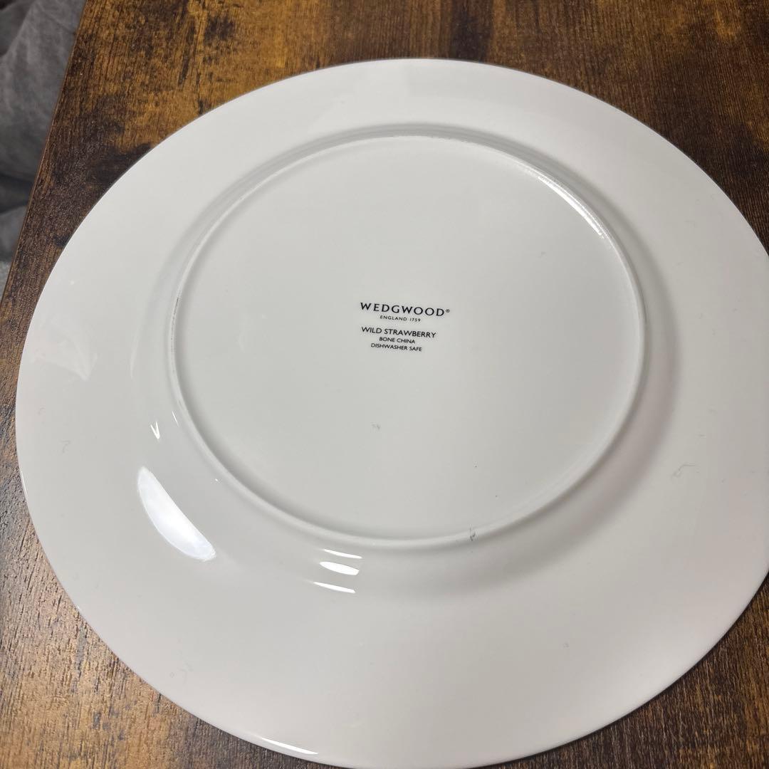  27センチプレート4枚セット　大変お得です！