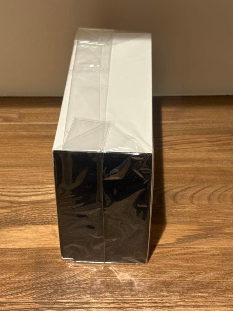 遊戯王　青眼の白龍クリスタルアートNo.1300キリ番