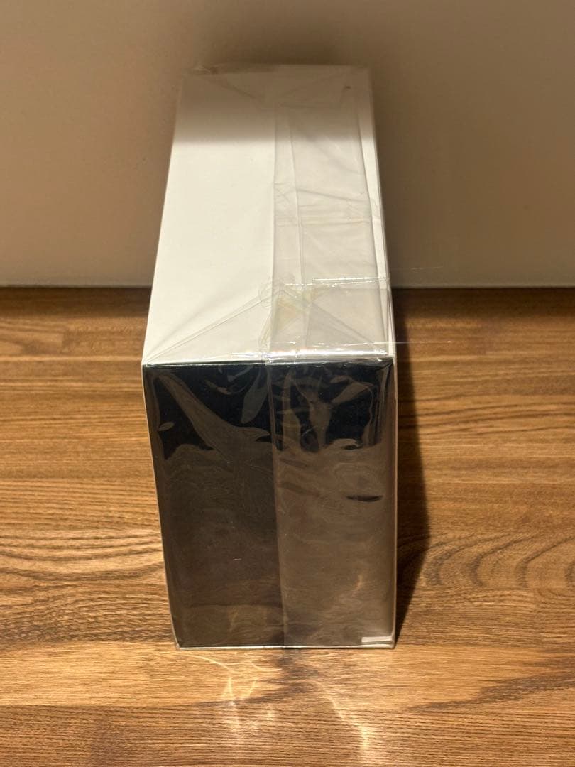 遊戯王　青眼の白龍クリスタルアートNo.1300キリ番