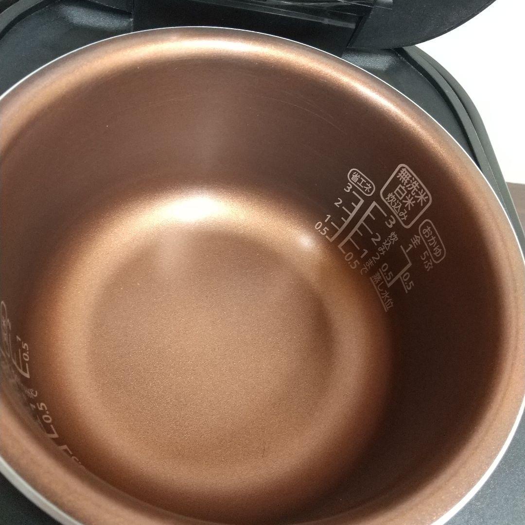 M4 アイリスオーヤマ 21年製 3合炊き 炊飯器 KRC-ID30