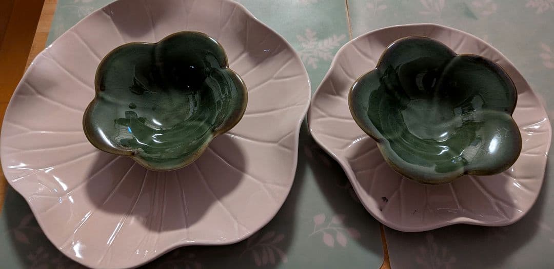 ジェンガラ焼き、箸置き2つ、皿　4枚合計6点セット