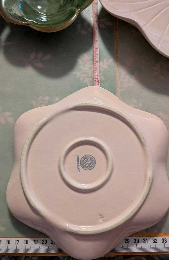 ジェンガラ焼き、箸置き2つ、皿　4枚合計6点セット