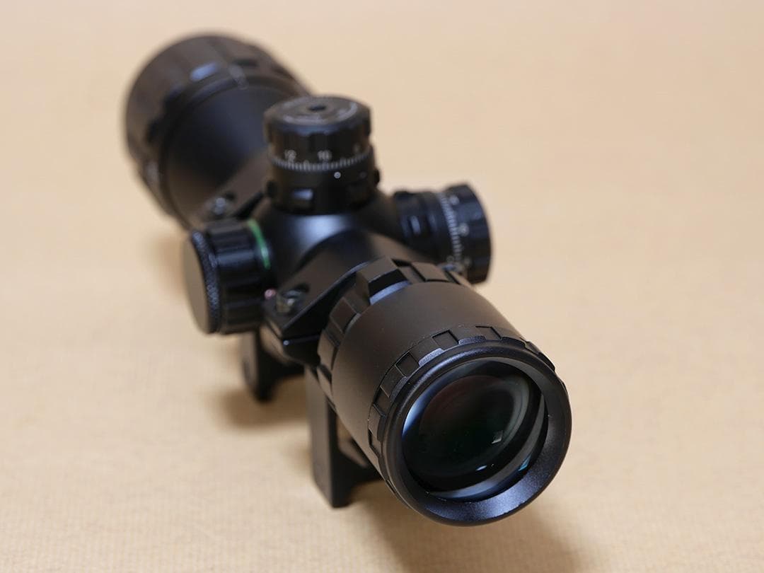 東京マルイ NEWイルミネーテッド・ショートズームスコープ（3～9倍）