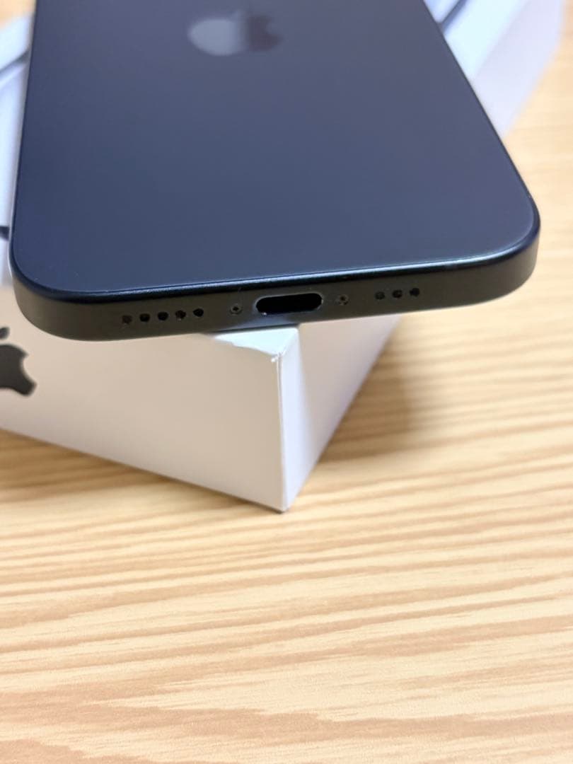 【バッテリー90%】iPhone15 128GB ブラック SIMフリー 箱あり
