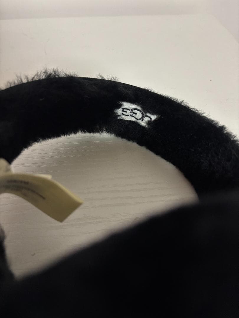 UGG　イヤーマフ 耳当て (ヘッドホン機能付) ブラック
